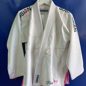 Female Jiu Jitsu gi